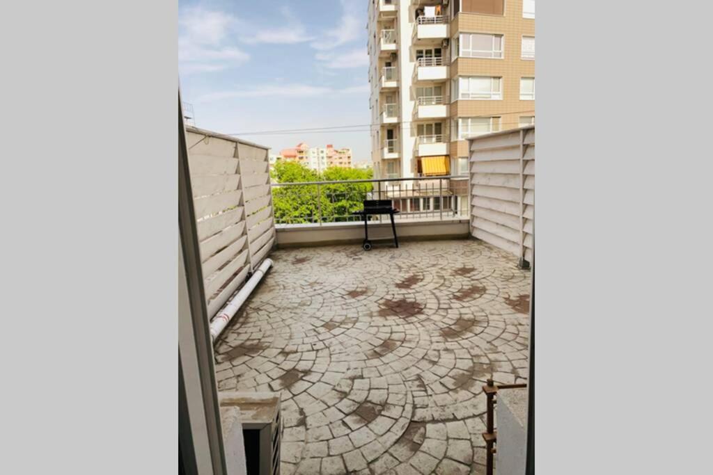 Large Studio In Studentski Grad With Huge Terrace Apartment Sofia Exterior photo